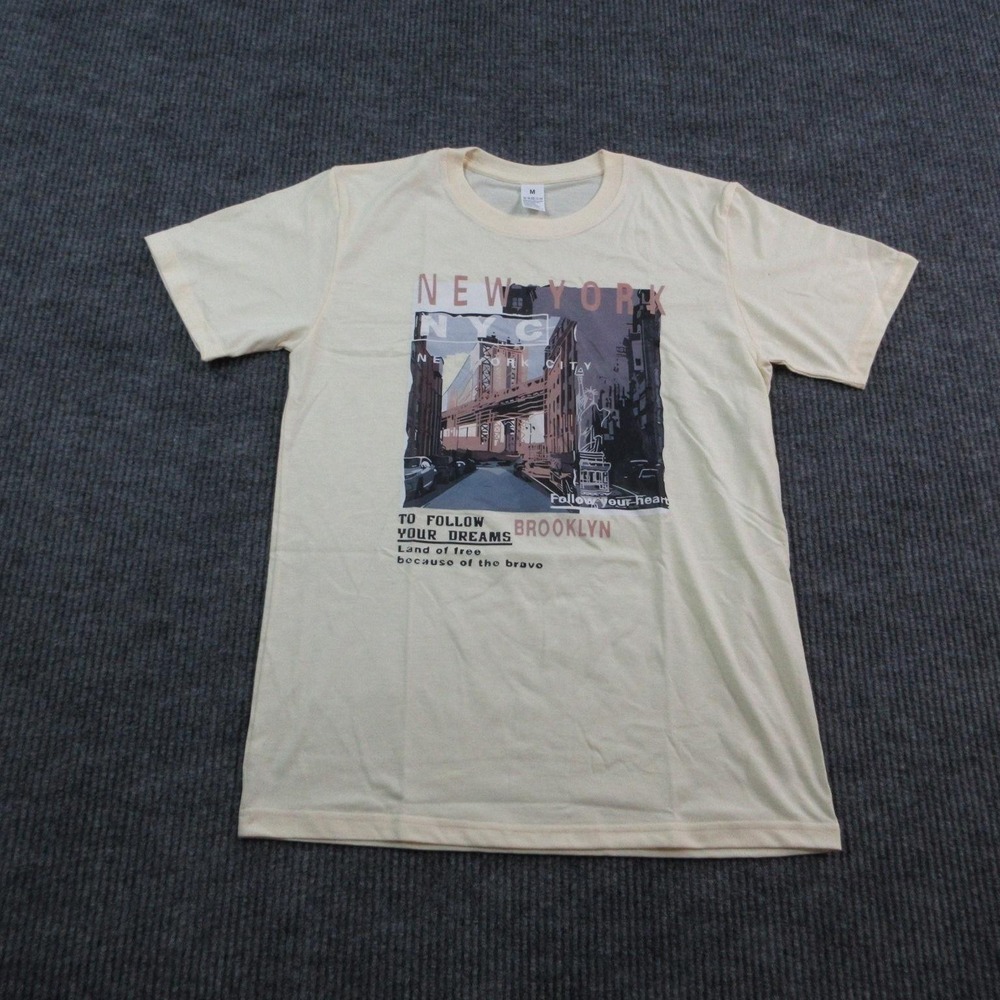 New York Brooklyn Shirt Mens M Beige Short Sleeve Crew Neck Graphic Tee NWOT